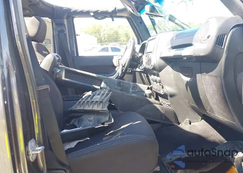 2014 Jeep Wrangler Unlimited Sahara z USA, uszkodzony, nr VIN 1C4BJWEG0EL224521